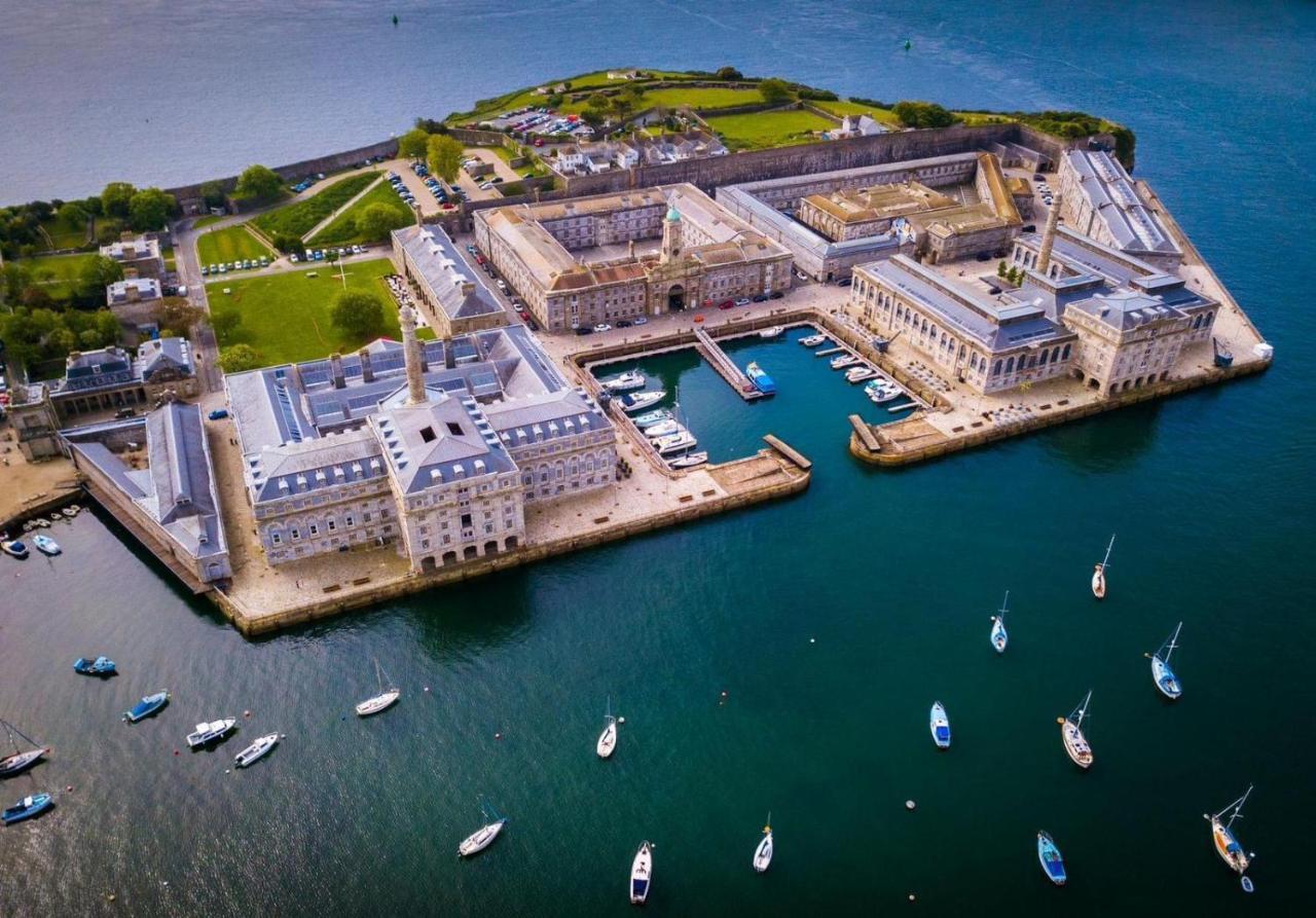 Two-Bedroom Apartment At Royal William Yard, Plymouth Exteriör bild